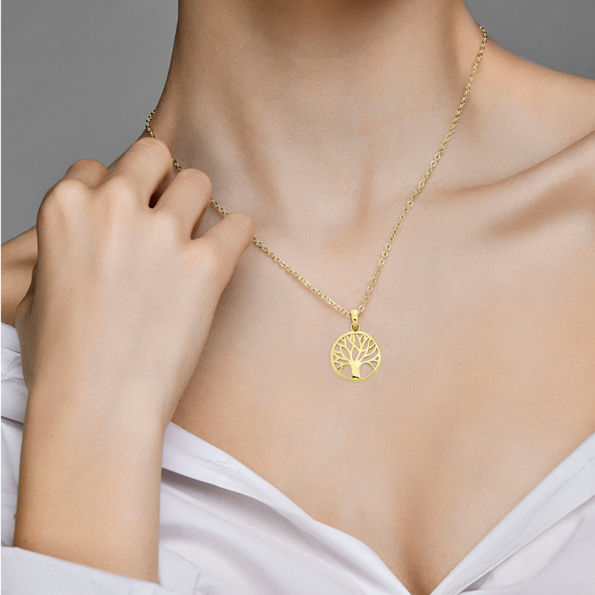 Lebensbaum Anhänger aus 333er Gelbgold von ONE ELEMENT – Bild 3