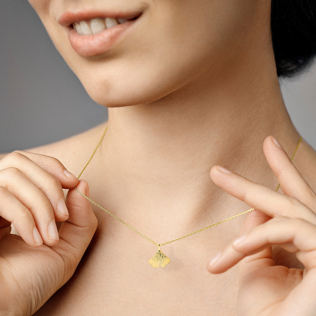 Anhänger aus 333er Gelbgold von ONE ELEMENT – Bild 2