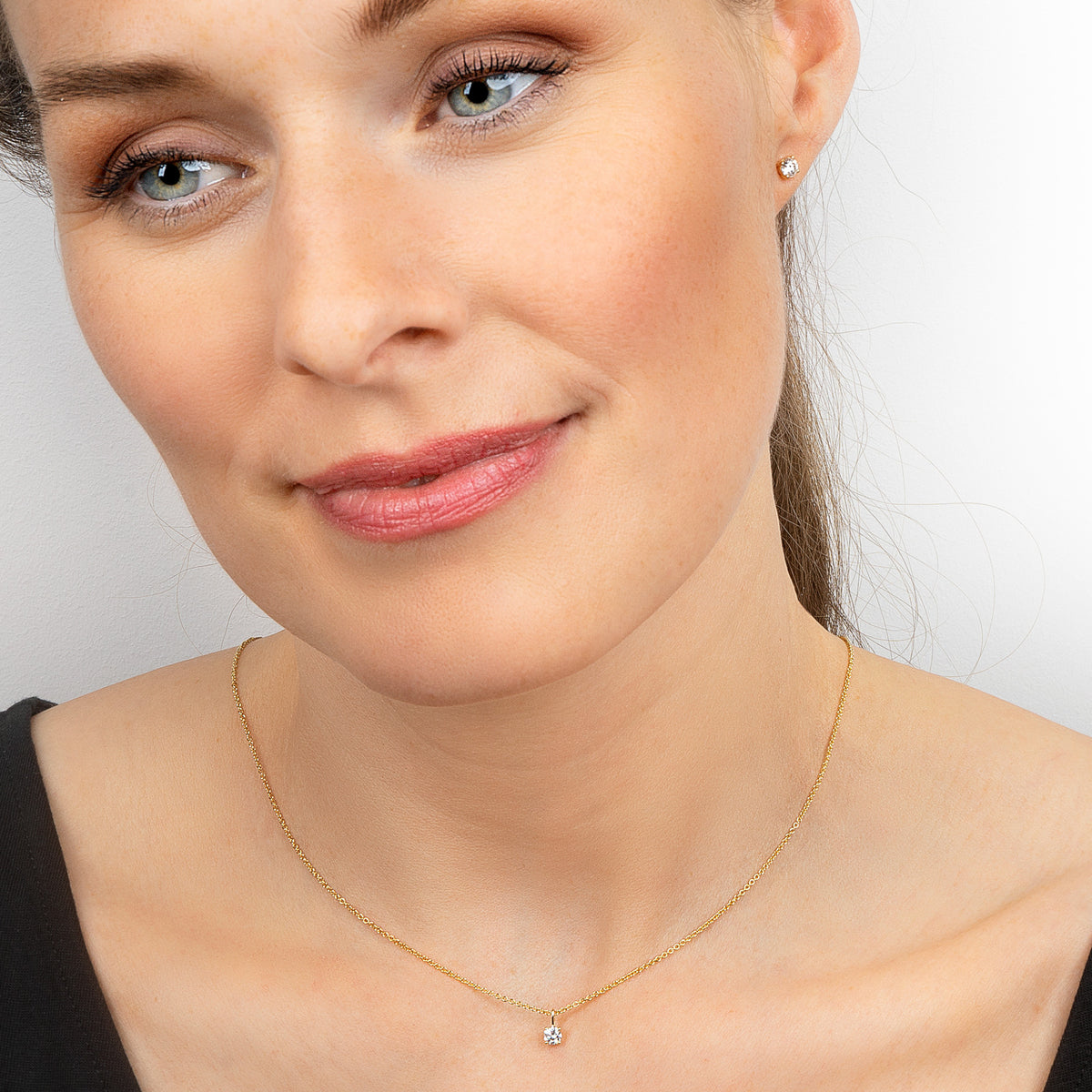 0.2 ct Diamant Brillant Anhänger aus 585er Gelbgold von ONE ELEMENT – Bild 2