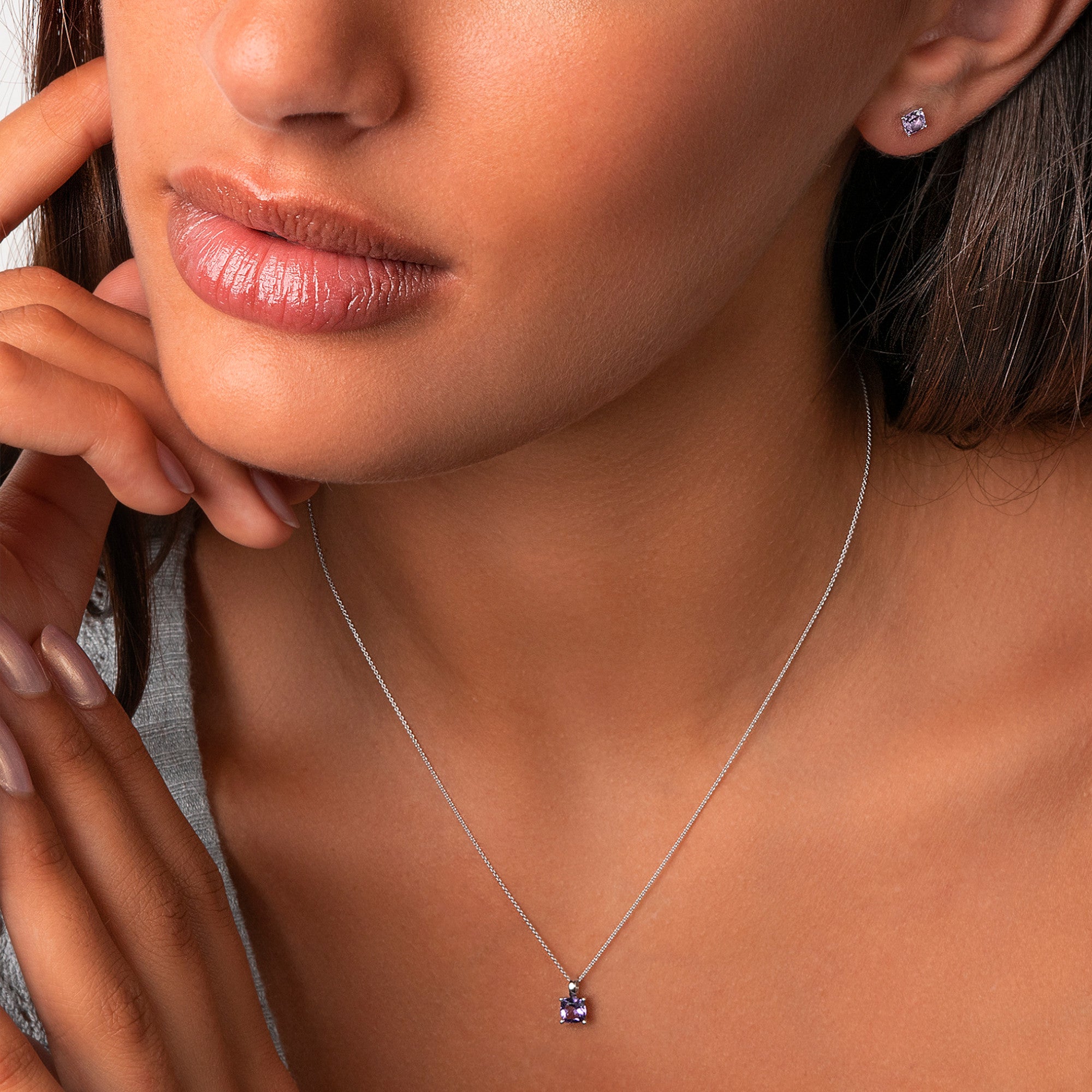 Amethyst Anhänger aus 333er Weißgold von ONE ELEMENT – Bild 4