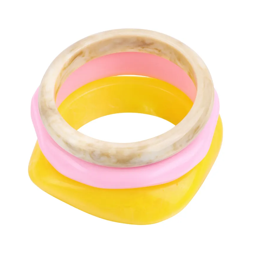 LIVAYA Armband Armreif aus Kunstharz mit marmorierter Optik – Bild 3