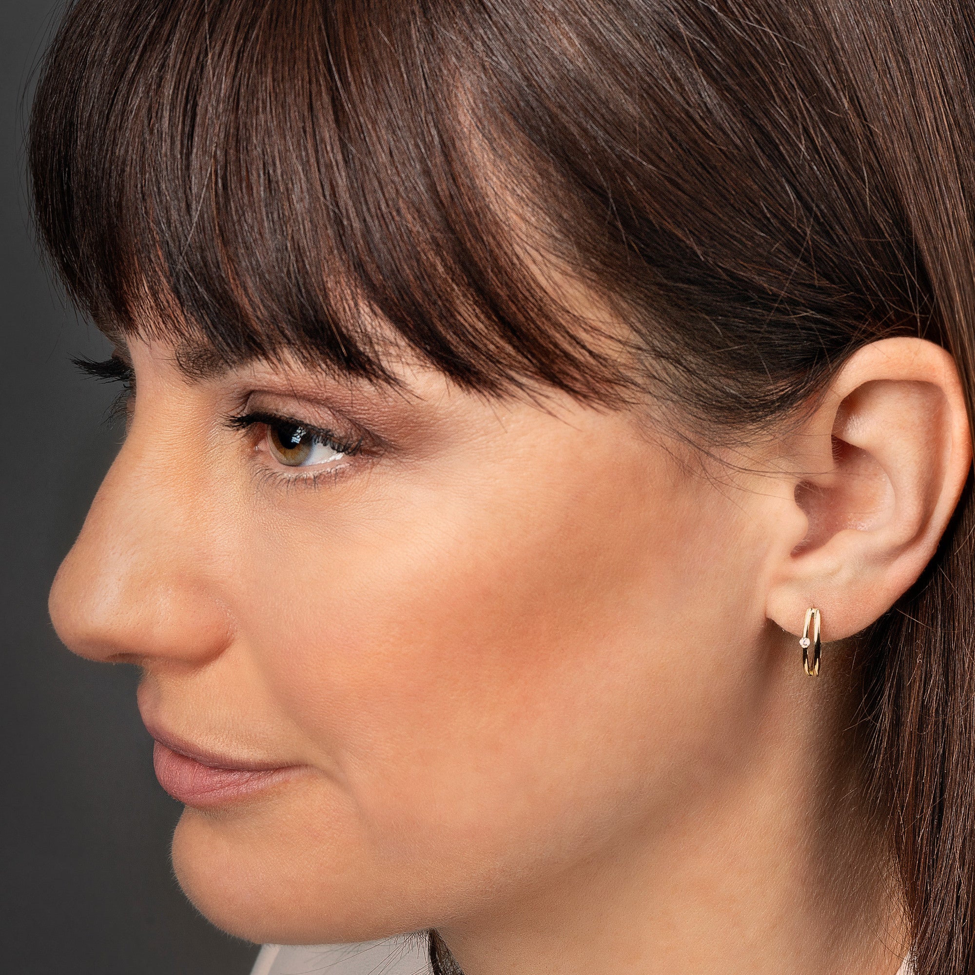 Zirkonia Ohrringe Ohrstecker aus 333er Gelbgold von ONE ELEMENT – Bild 3