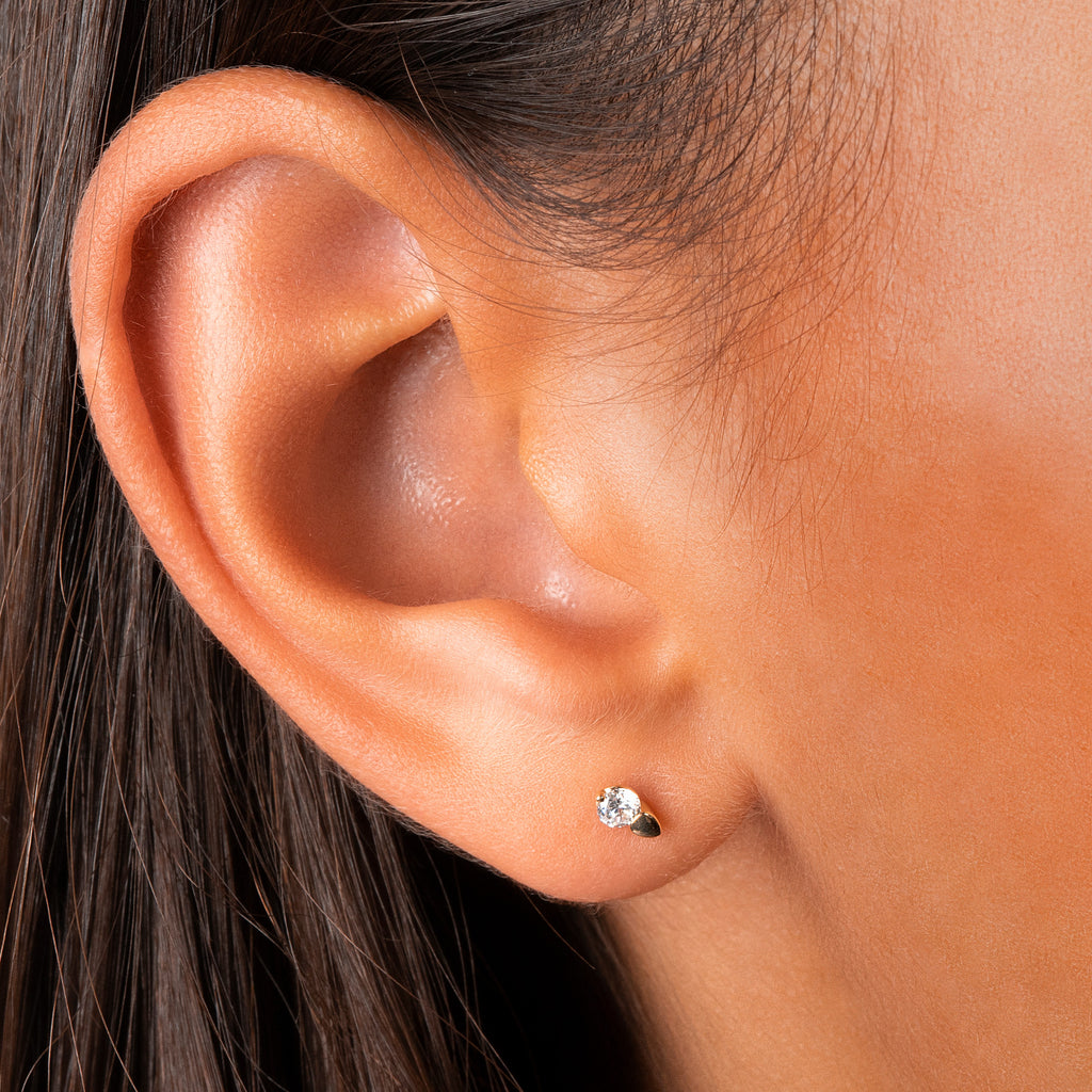 Zirkonia Ohrringe Ohrstecker aus 333er Gelbgold von ONE ELEMENT – Bild 3