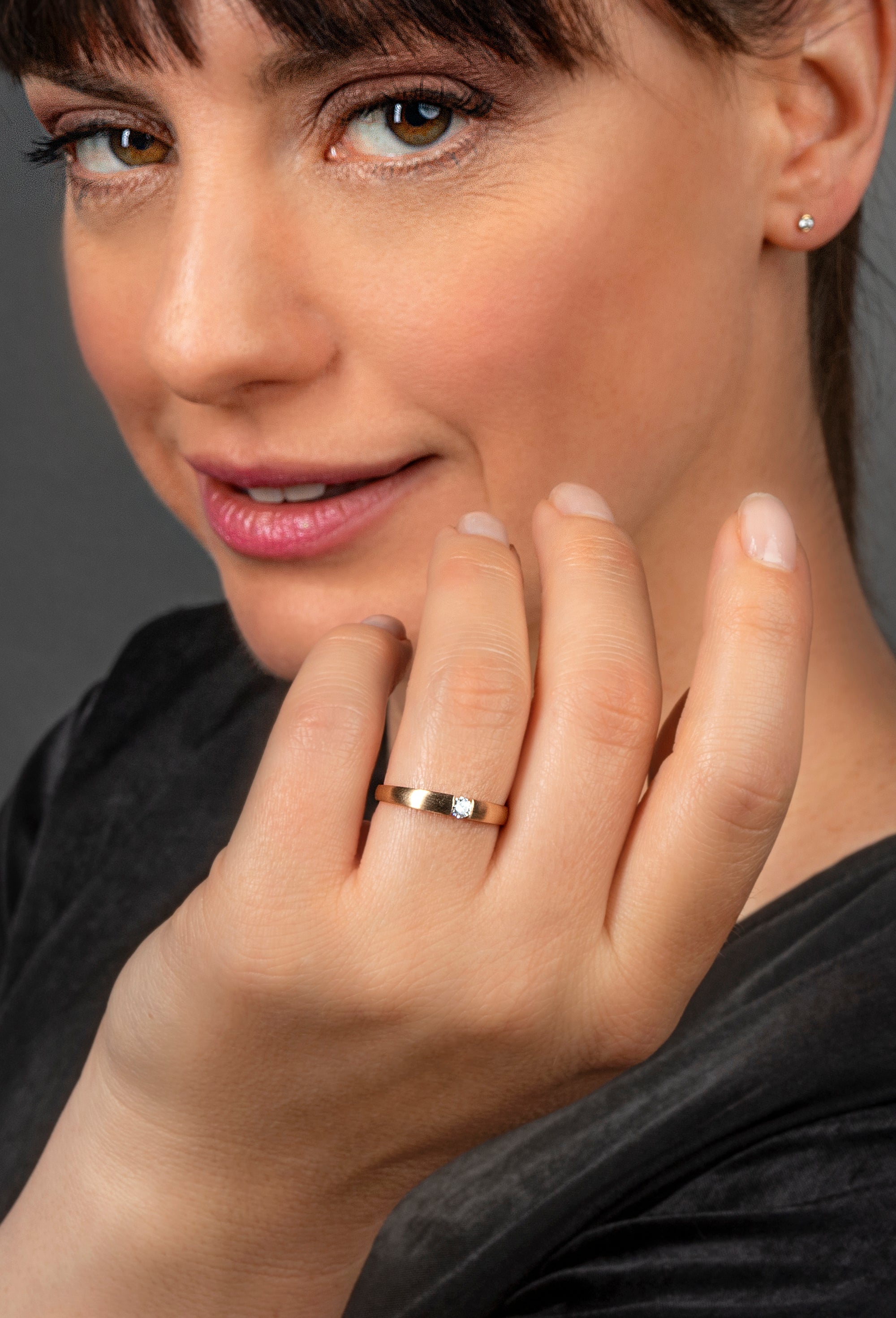 0,05 ct Diamant Brillant Ring aus 585er Gelbgold von ONE ELEMENT – Bild 4