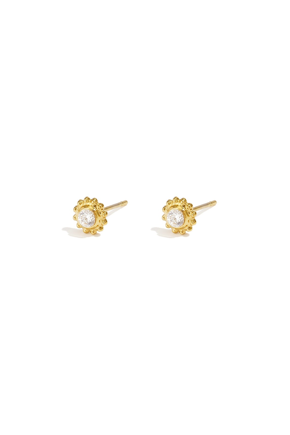 LIVAYA Mini-Blumen-Ohrstecker aus Edelstahl mit Strass