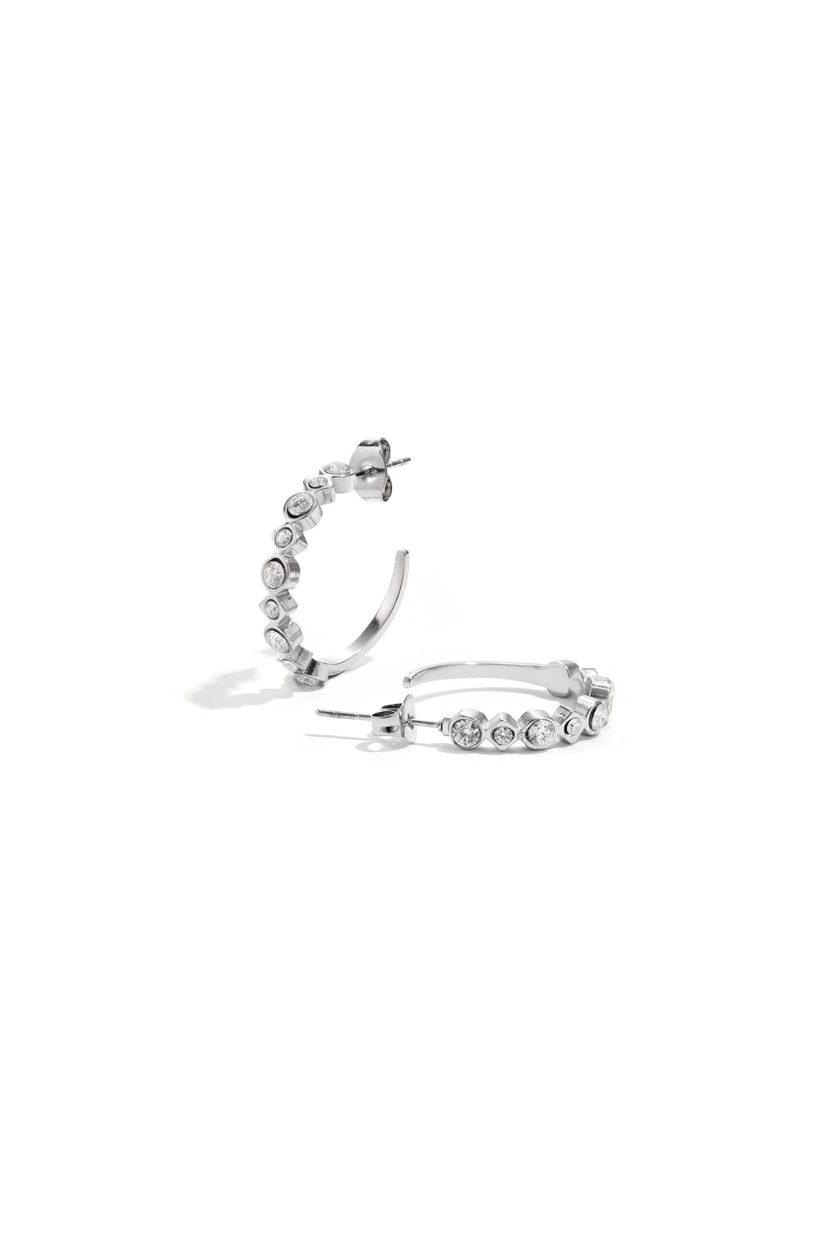 LIVAYA Schmuck Creolen mit Strass aus Edelstahl