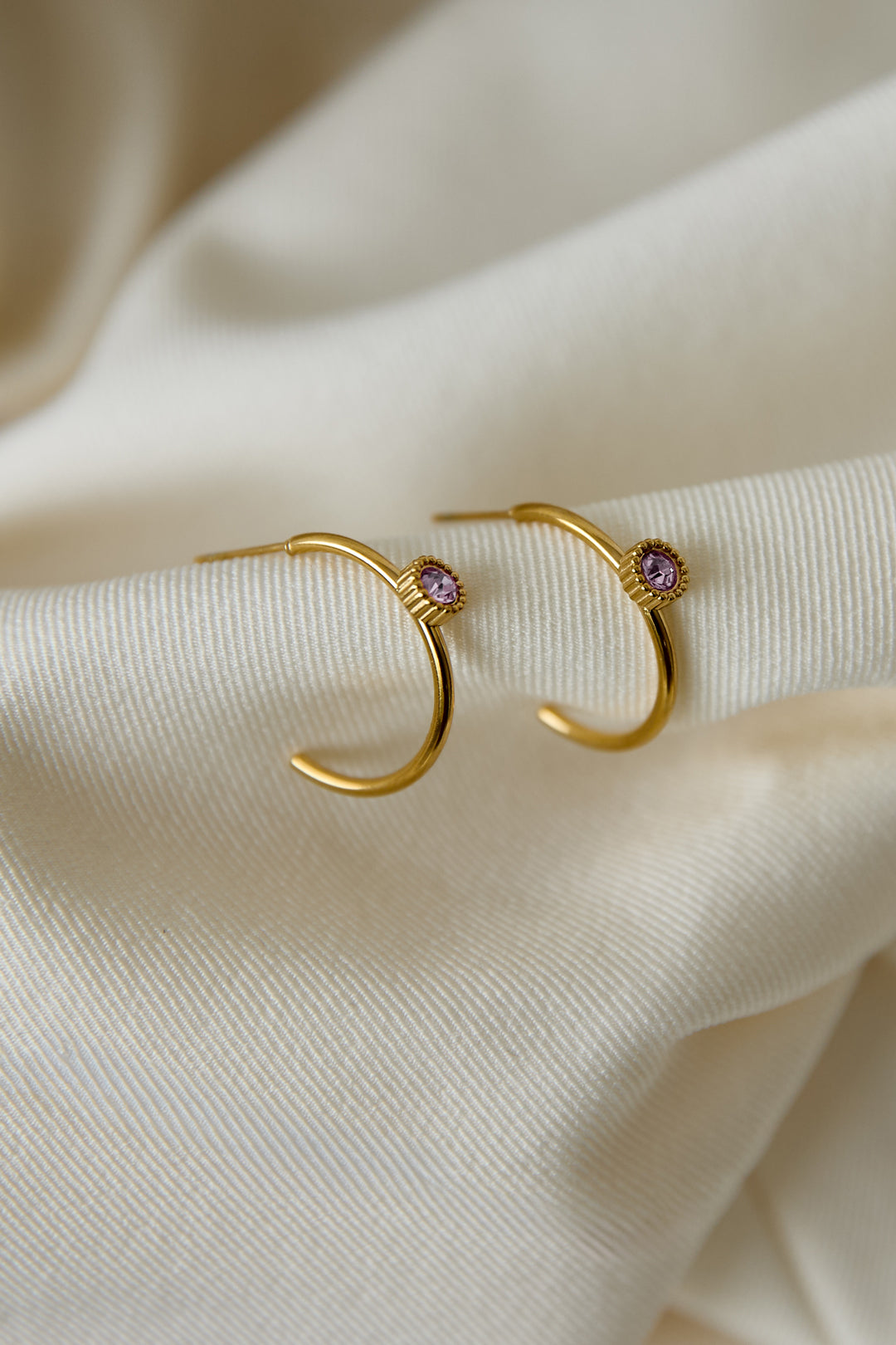 LIVAYA Creolen mit rundem Strass-Element aus Edelstahl