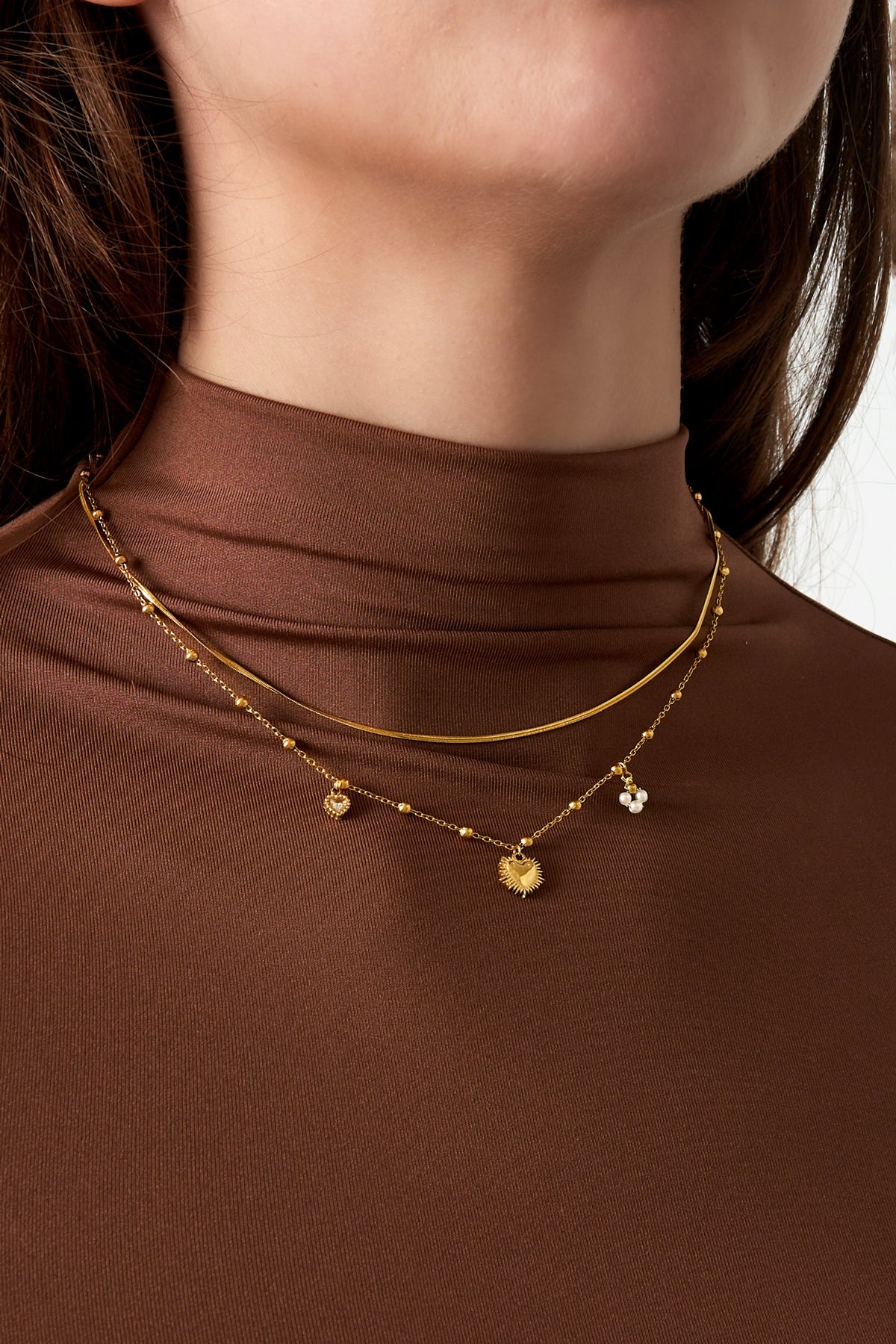 LIVAYA Layering-Halskette mit Herzanhängern und Perlendetails