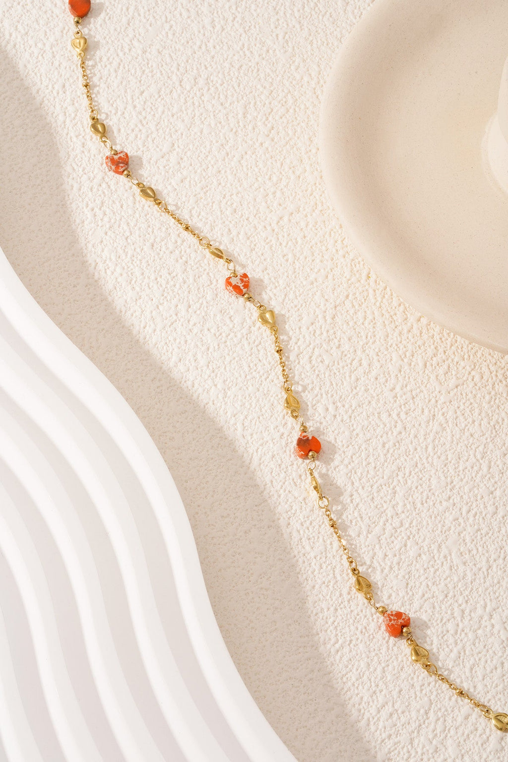 LIVAYA Gliederkette mit Herzmotiven und Kugeldetails