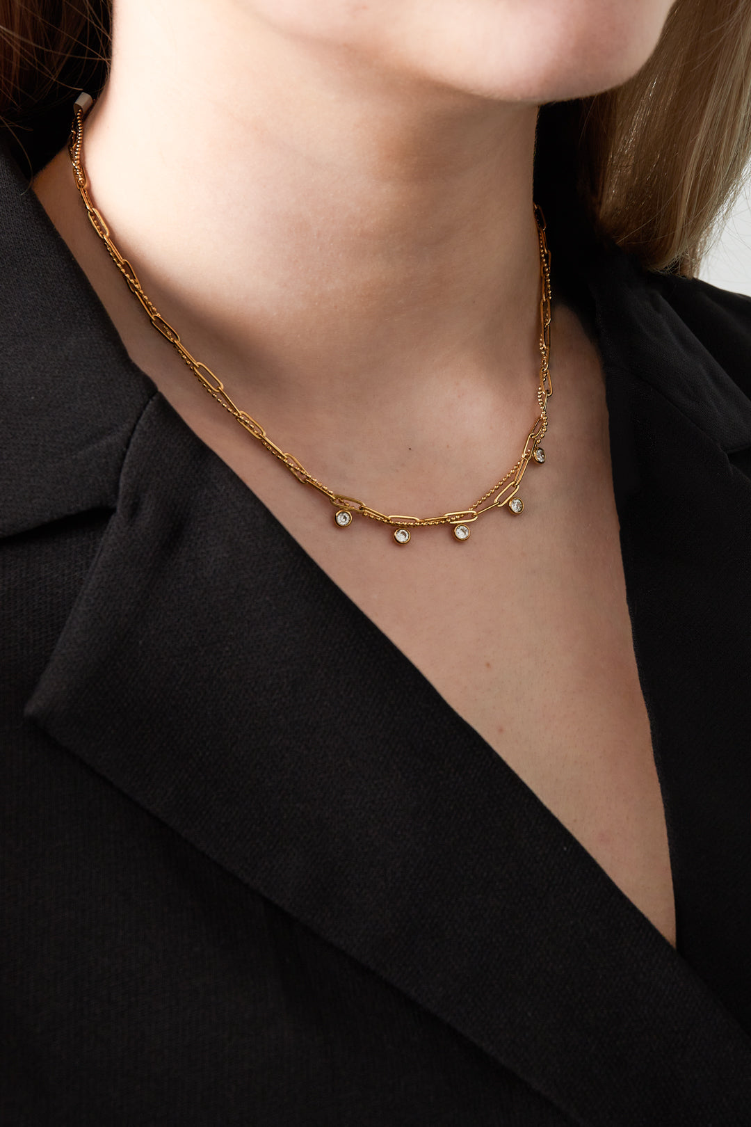 LIVAYA Layering-Halskette mit Gliederkette, Kugelkette und Strassanhängern