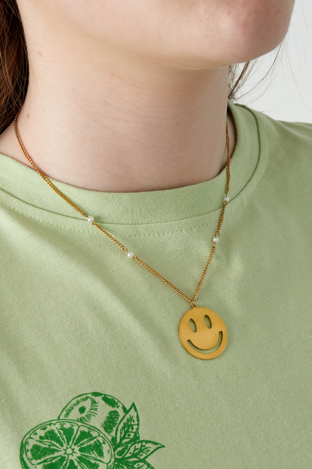 LIVAYA Anhängerkette mit Smiley-Anhänger und Kugelakzenten