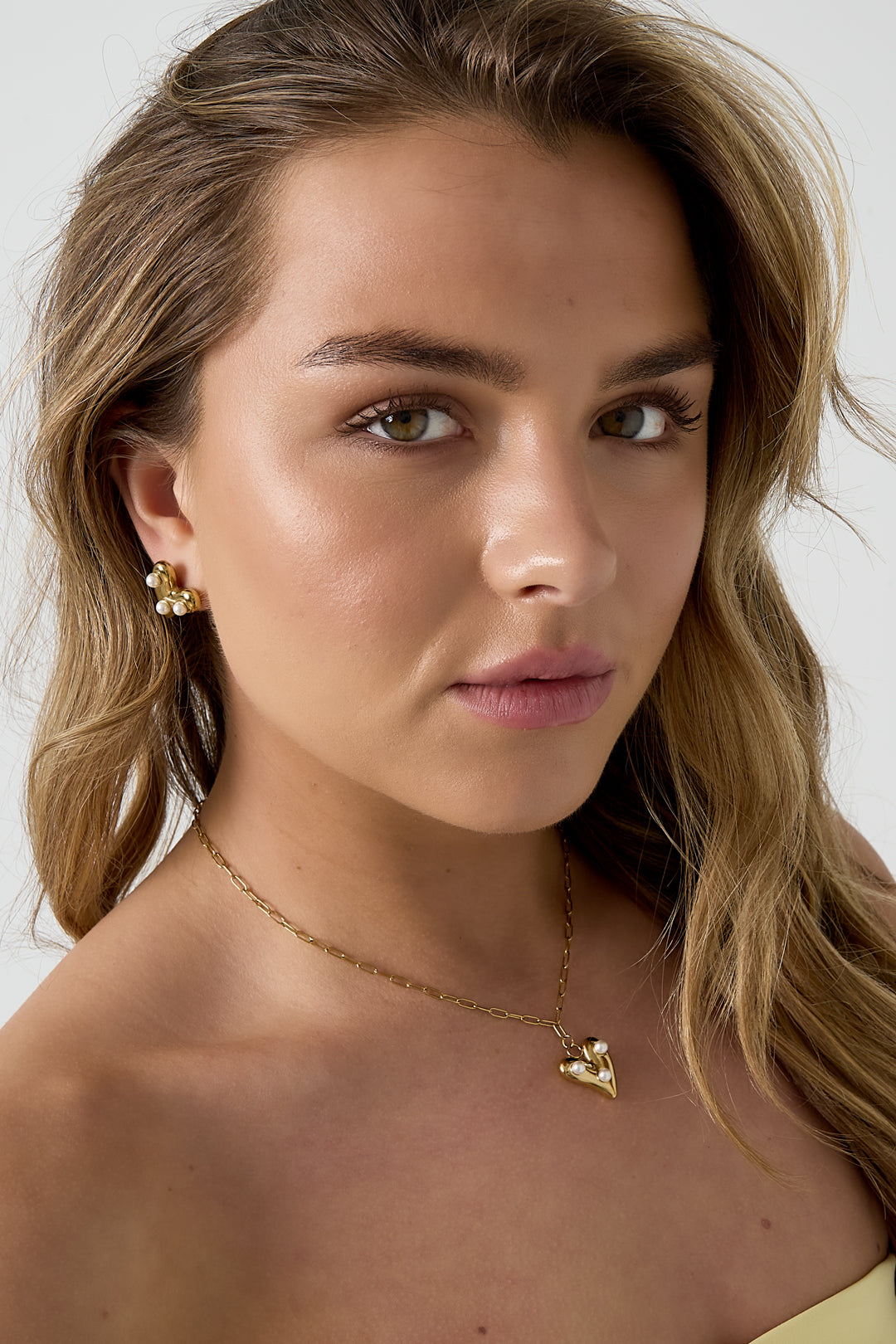 LIVAYA Anhängerkette mit Herzanhänger und Kugeldetails