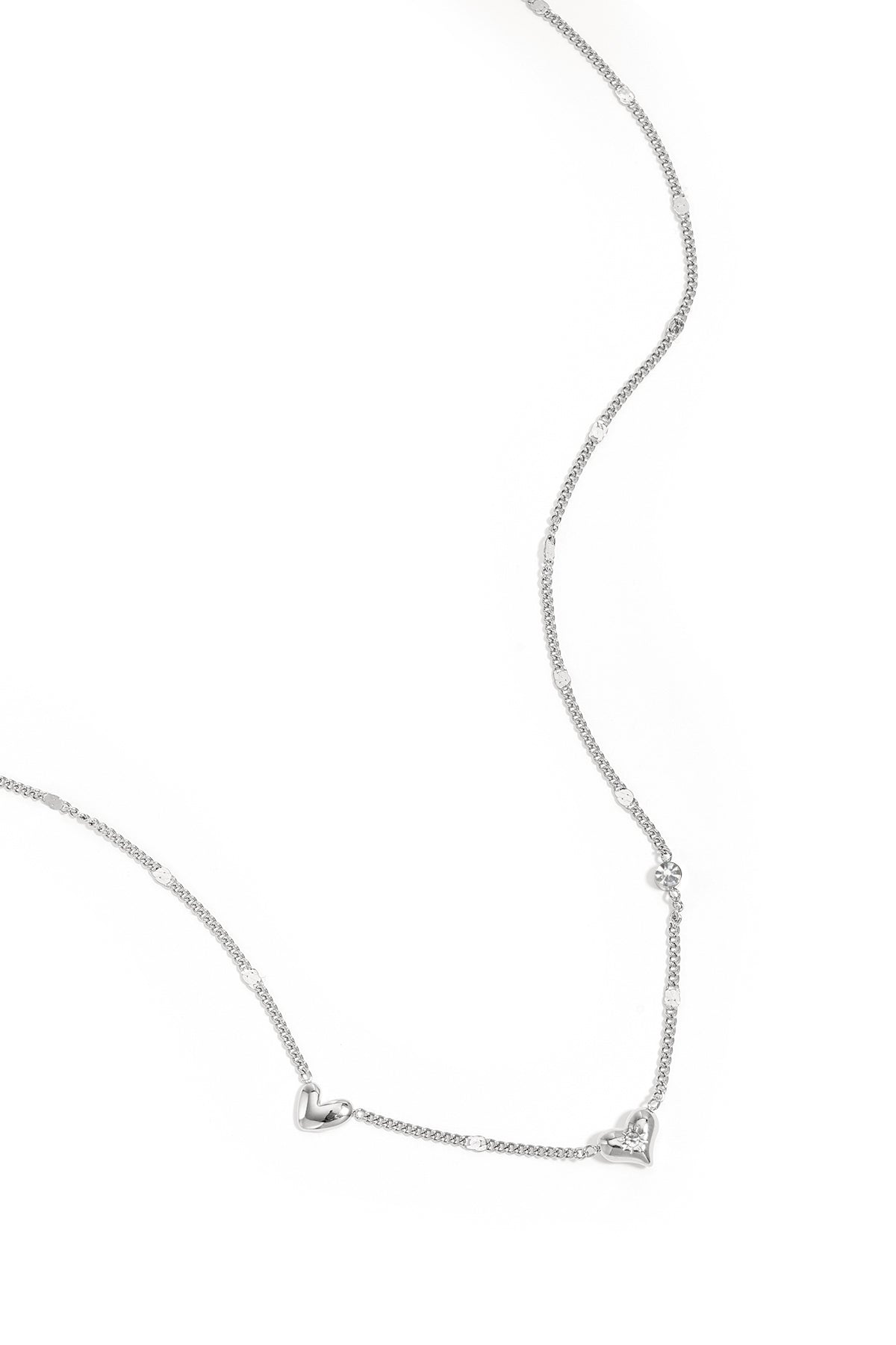 LIVAYA Anhängerkette mit Herzmotiven und Strass