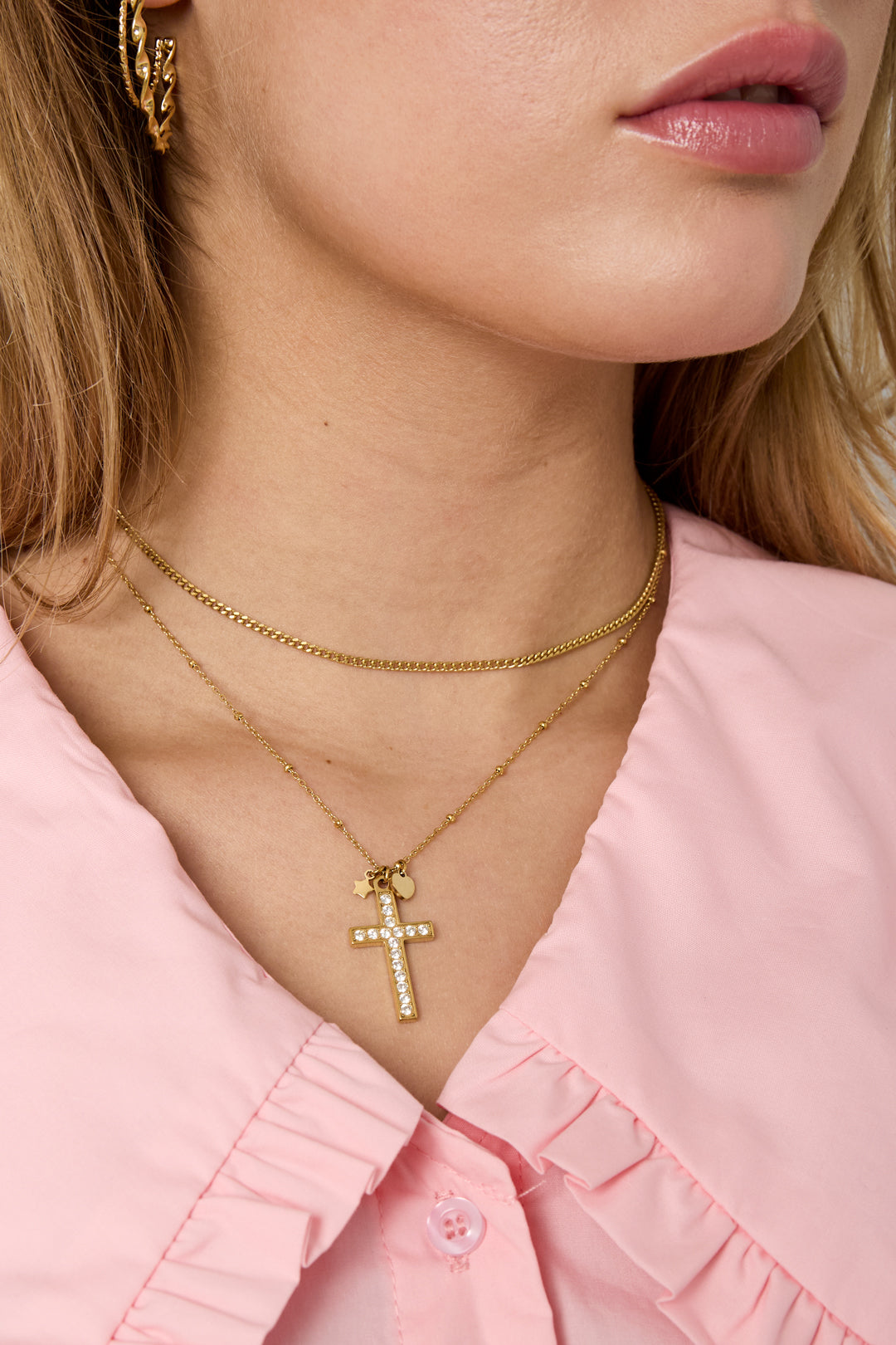 LIVAYA Anhängerkette aus Edelstahl mit Strass-Kreuz und Charms