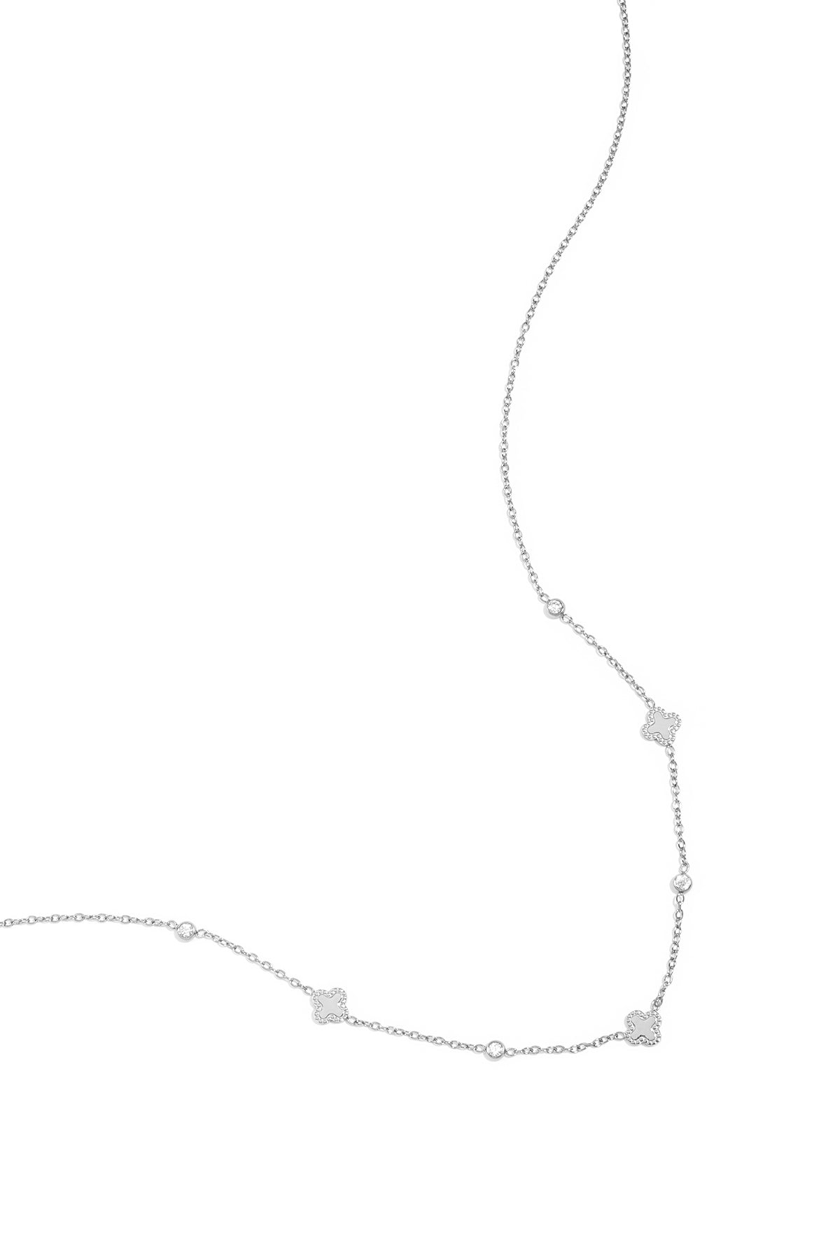 LIVAYA Anhängerkette mit Kleeblattmotiven und Zirkonia